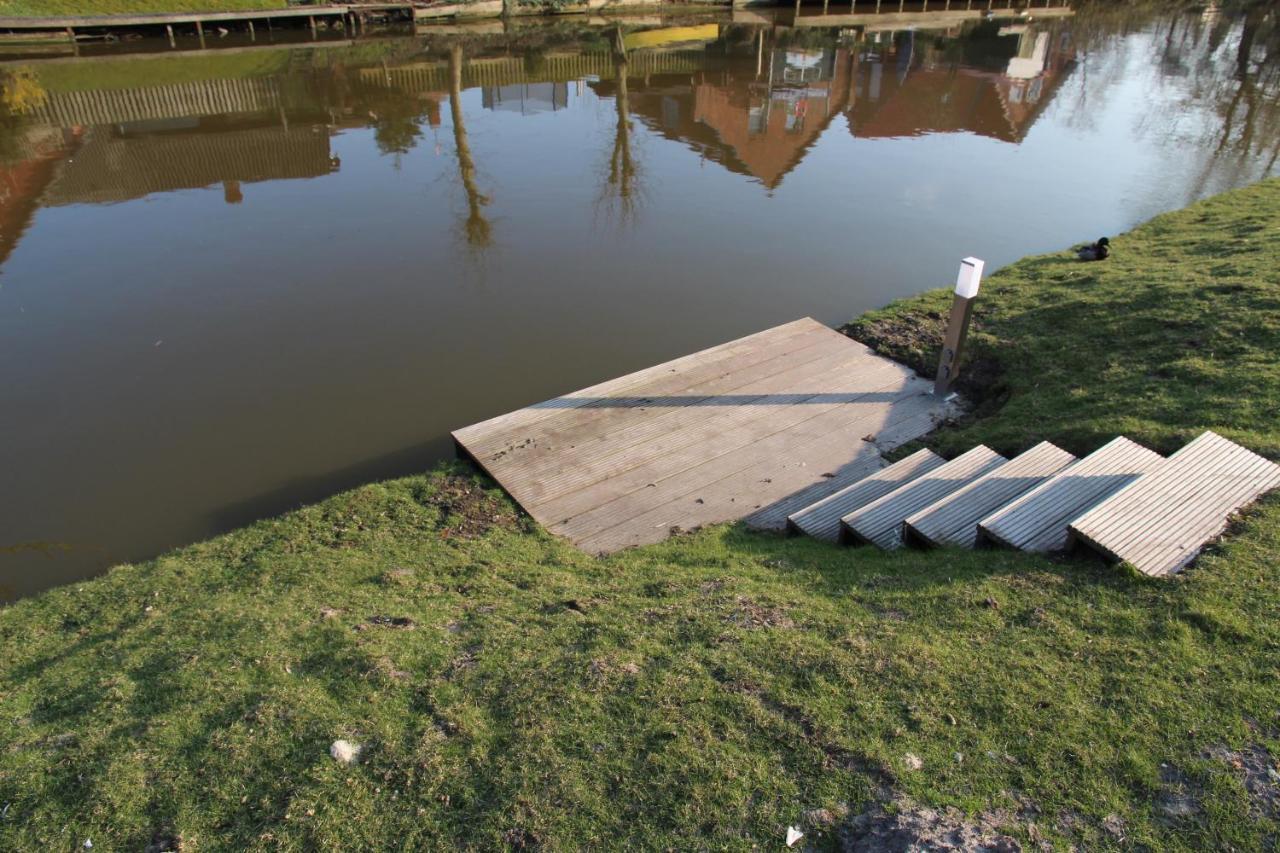 Zinnenhuus 1 Greetsiel Exteriör bild